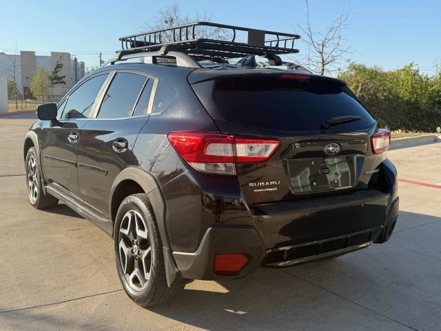 Subaru Crosstrek Vehicle Full-screen Gallery Image 04