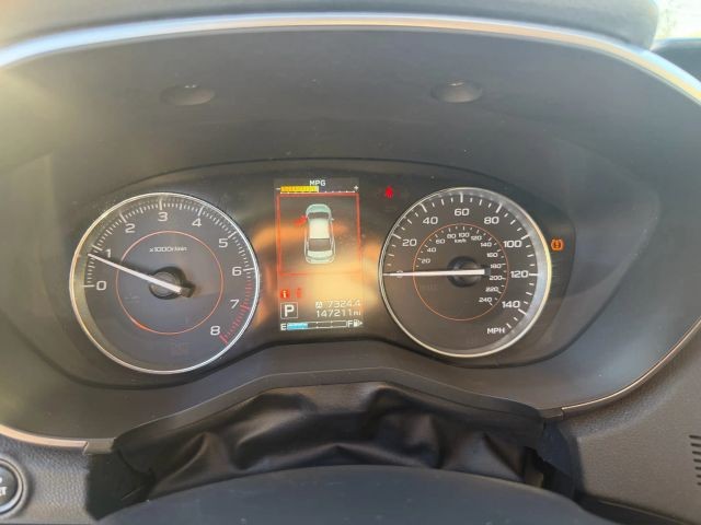 Subaru Crosstrek Vehicle Full-screen Gallery Image 13