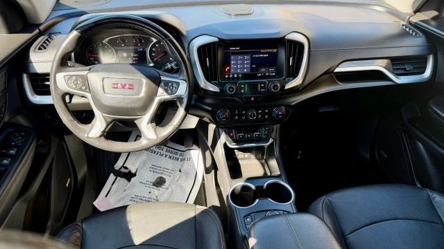 GMC Terrain Vehicle Full-screen Gallery Image 05