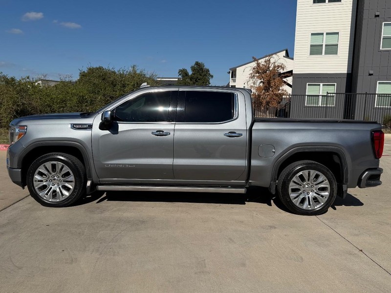 GMC Sierra 1500 Vehicle Full-screen Gallery Image 03