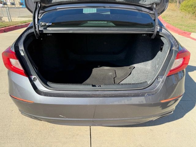 Honda Accord Sedan Vehicle Full-screen Gallery Image 20