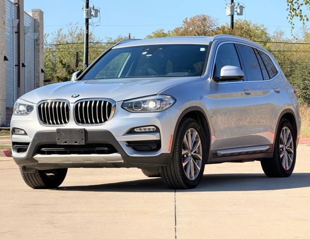 BMW X3 Vehicle Full-screen Gallery Image 02