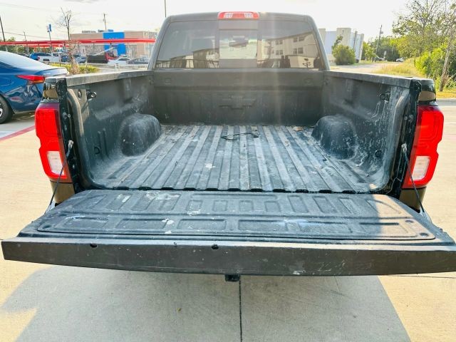 Chevrolet Silverado 1500 Vehicle Full-screen Gallery Image 20