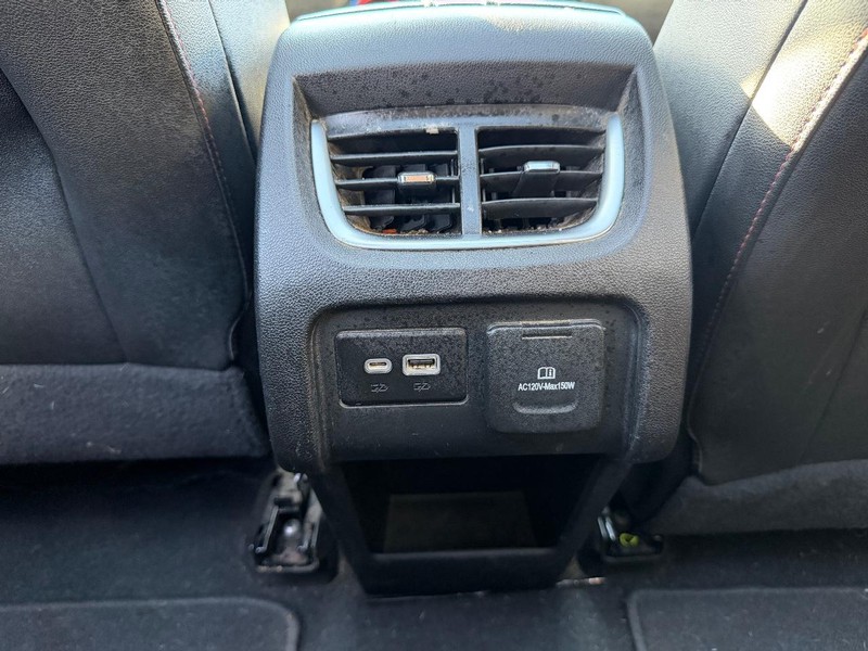 Chevrolet Blazer Vehicle Full-screen Gallery Image 19