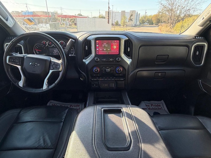 Chevrolet Silverado 1500 Vehicle Full-screen Gallery Image 20