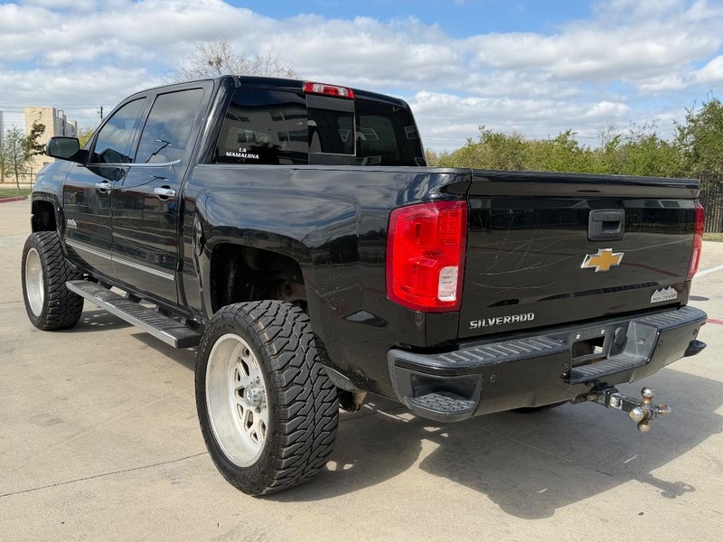 Chevrolet Silverado 1500 Vehicle Full-screen Gallery Image 04