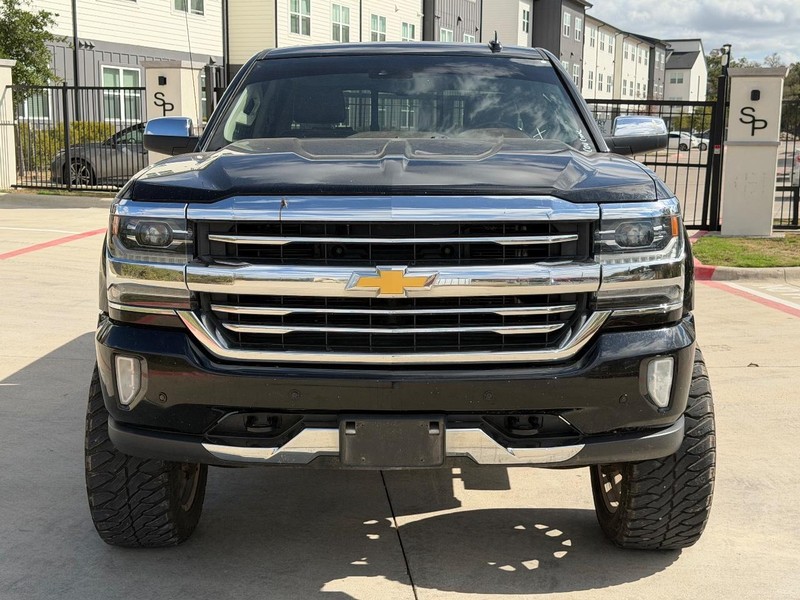 Chevrolet Silverado 1500 Vehicle Full-screen Gallery Image 09