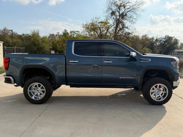 GMC Sierra 150 Vehicle Full-screen Gallery Image 07