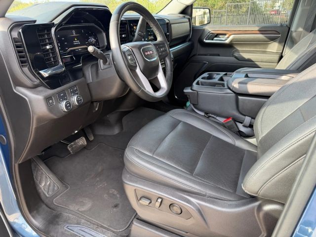 GMC Sierra 150 Vehicle Full-screen Gallery Image 11