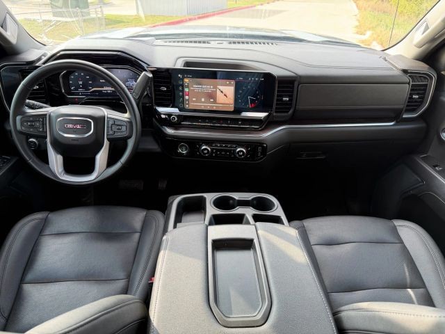 GMC Sierra 150 Vehicle Full-screen Gallery Image 19