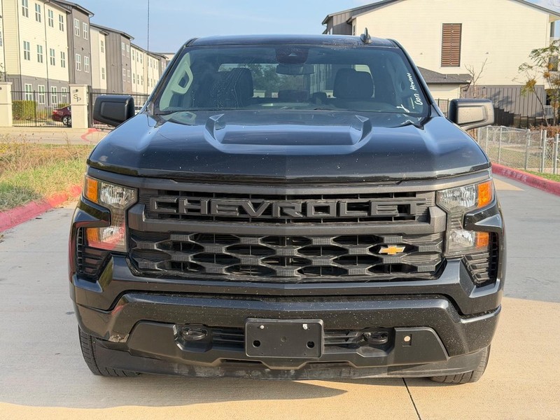Chevrolet Silverado 1500 Vehicle Full-screen Gallery Image 09