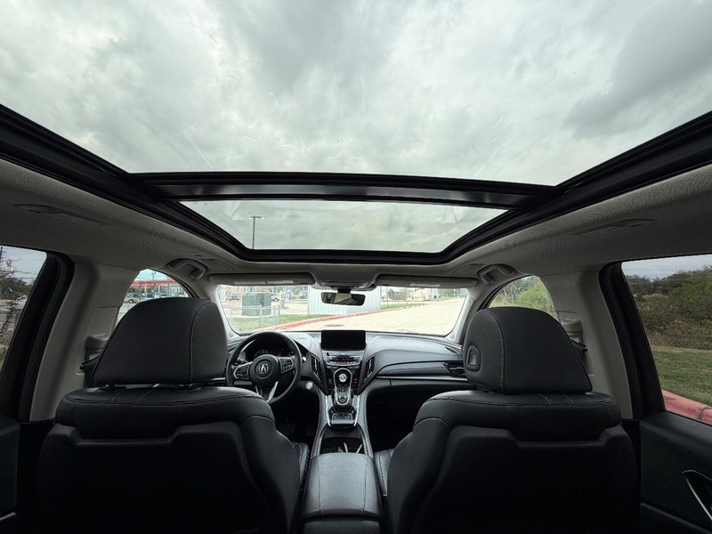 Acura RDX Vehicle Full-screen Gallery Image 20