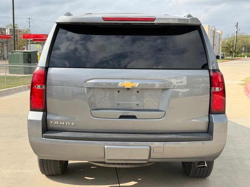 Chevrolet Tahoe Vehicle Full-screen Gallery Image 05