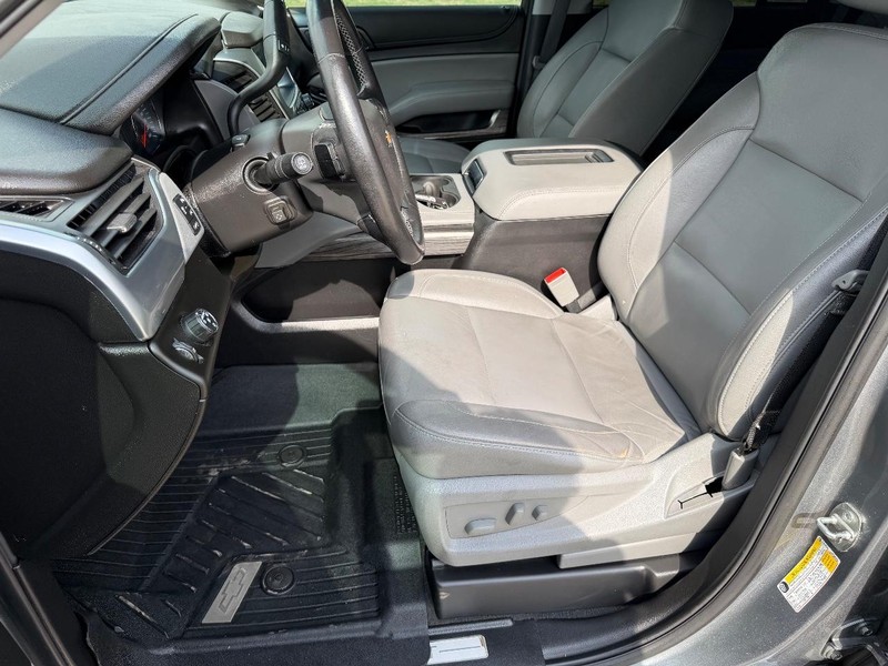 Chevrolet Tahoe Vehicle Full-screen Gallery Image 12
