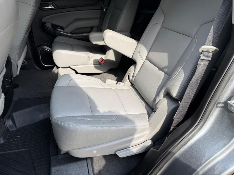 Chevrolet Tahoe Vehicle Full-screen Gallery Image 17