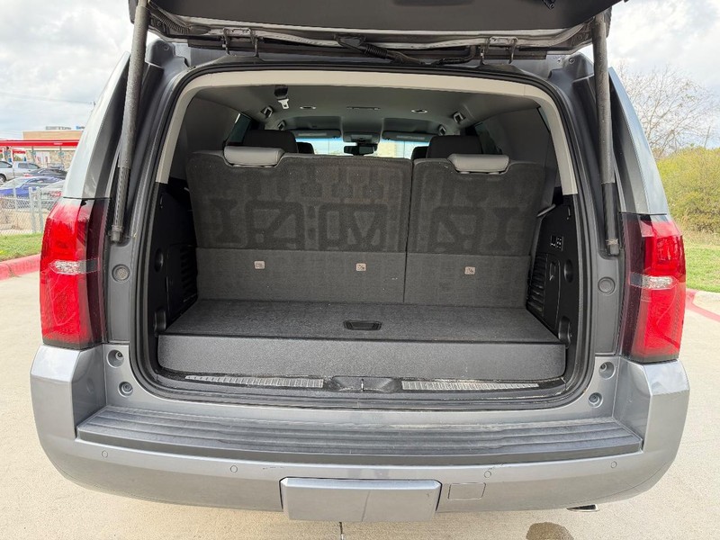 Chevrolet Tahoe Vehicle Full-screen Gallery Image 21