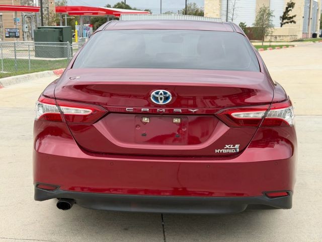 2018 Toyota Camry Hybrid XLE photo 4
