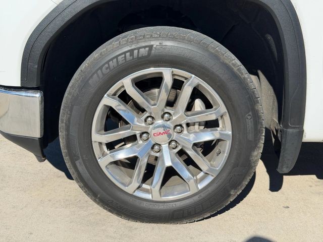 GMC Sierra 150 Vehicle Full-screen Gallery Image 22