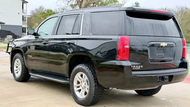 Chevrolet Tahoe Vehicle Full-screen Gallery Image 03