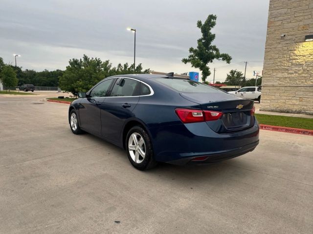 Chevrolet Malibu Vehicle Full-screen Gallery Image 07