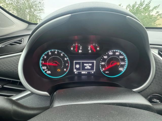 Chevrolet Malibu Vehicle Full-screen Gallery Image 13