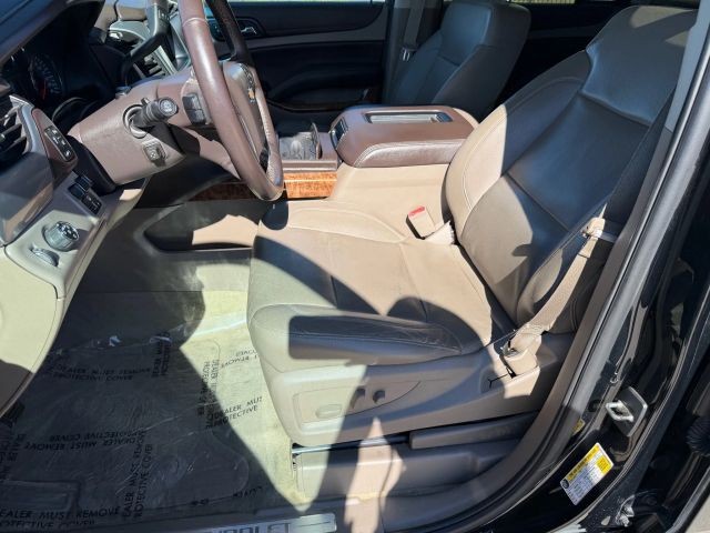 Chevrolet Tahoe Vehicle Full-screen Gallery Image 12