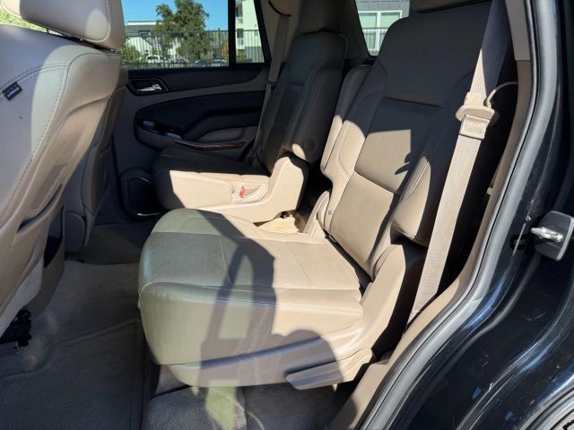 Chevrolet Tahoe Vehicle Full-screen Gallery Image 17