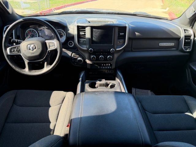 Ram 1500 Vehicle Full-screen Gallery Image 19