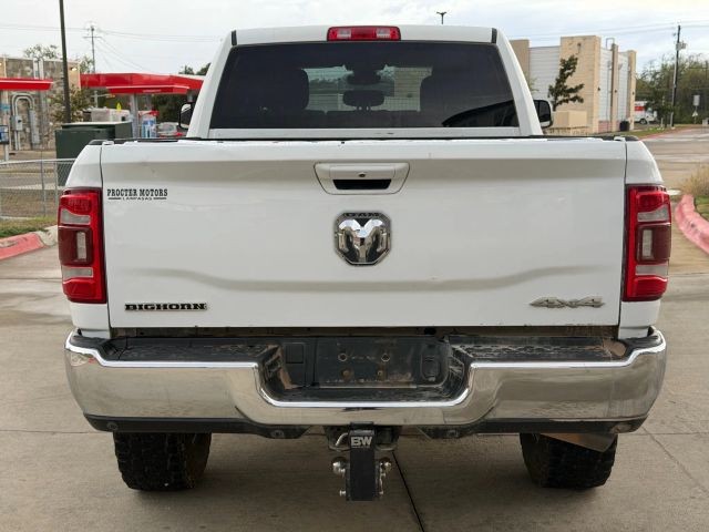 Ram 2500 Vehicle Full-screen Gallery Image 05