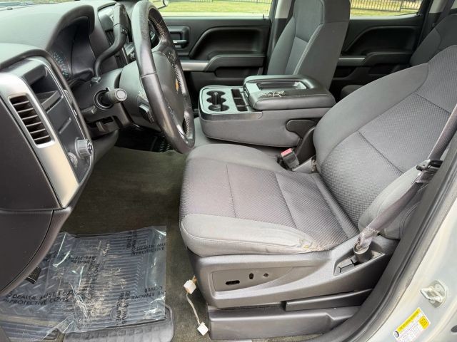 Chevrolet Silverado 1500 Vehicle Full-screen Gallery Image 12