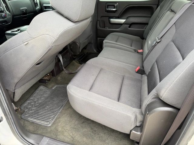 Chevrolet Silverado 1500 Vehicle Full-screen Gallery Image 16