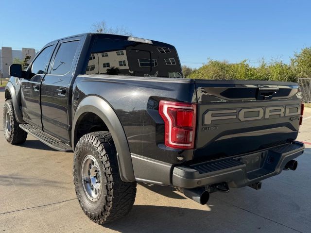 Ford F-150 Vehicle Full-screen Gallery Image 04