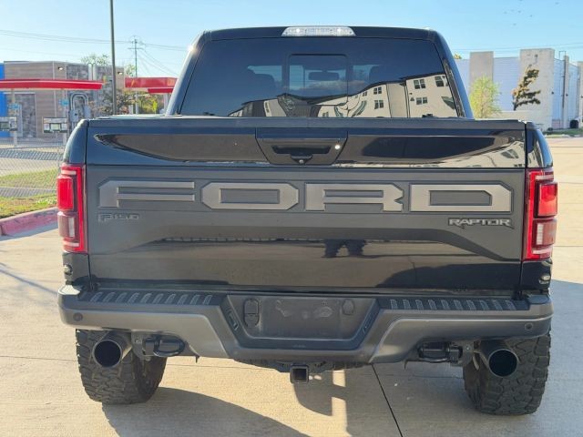 Ford F-150 Vehicle Full-screen Gallery Image 05
