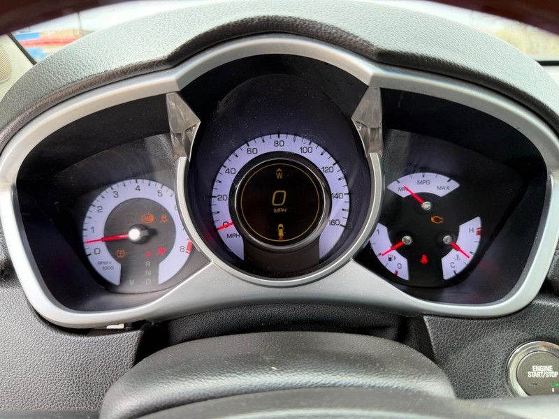 Cadillac SRX Vehicle Full-screen Gallery Image 13