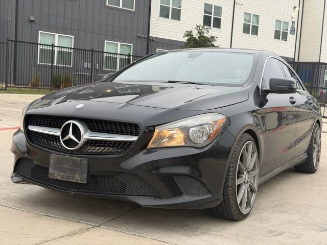 Mercedes-Benz CLA-Class Vehicle Full-screen Gallery Image 02