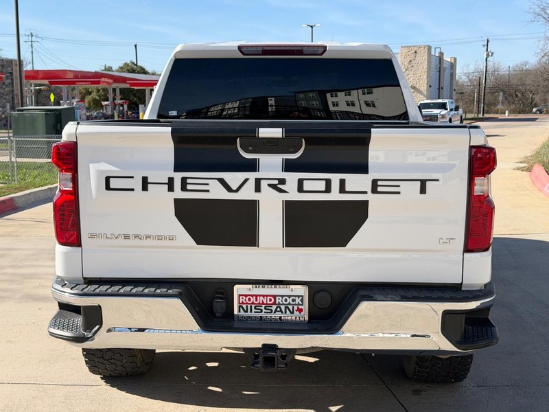 Chevrolet Silverado 1500 Vehicle Full-screen Gallery Image 05