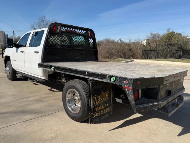 Chevrolet Silverado 3500HD Vehicle Full-screen Gallery Image 04