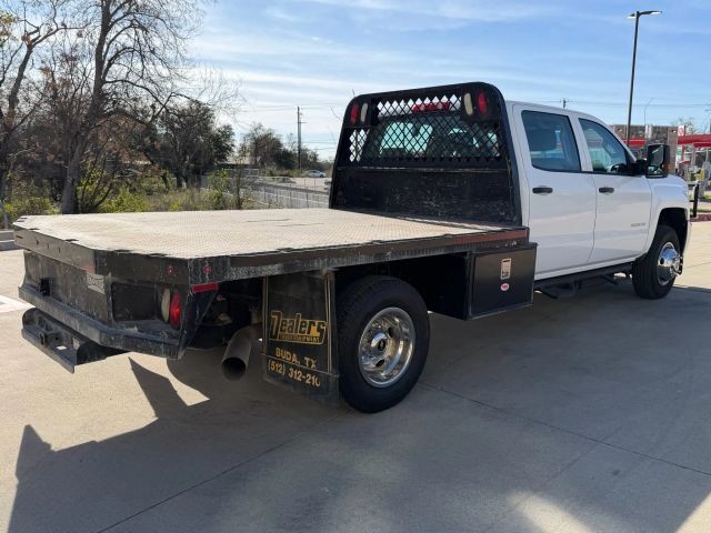 Chevrolet Silverado 3500HD Vehicle Full-screen Gallery Image 06