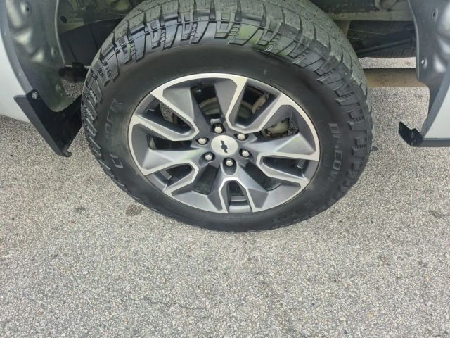 Chevrolet Silverado 1500 Vehicle Full-screen Gallery Image 07