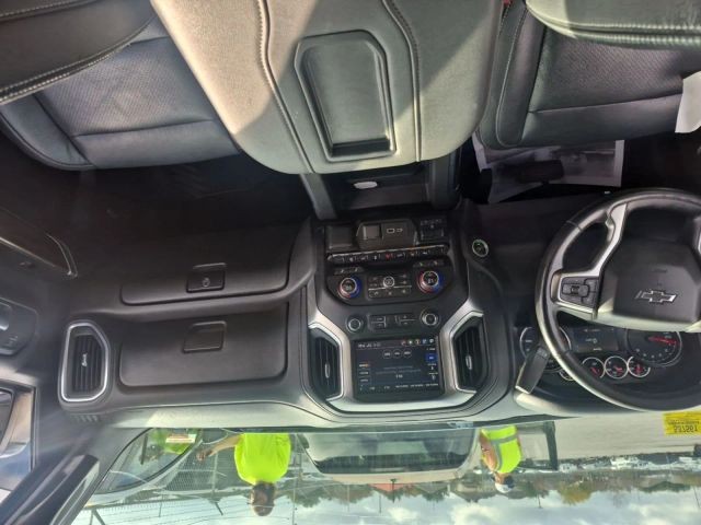 Chevrolet Silverado 1500 Vehicle Full-screen Gallery Image 08