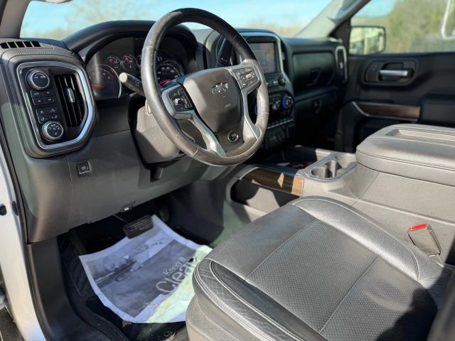 Chevrolet Silverado 1500 Vehicle Full-screen Gallery Image 13