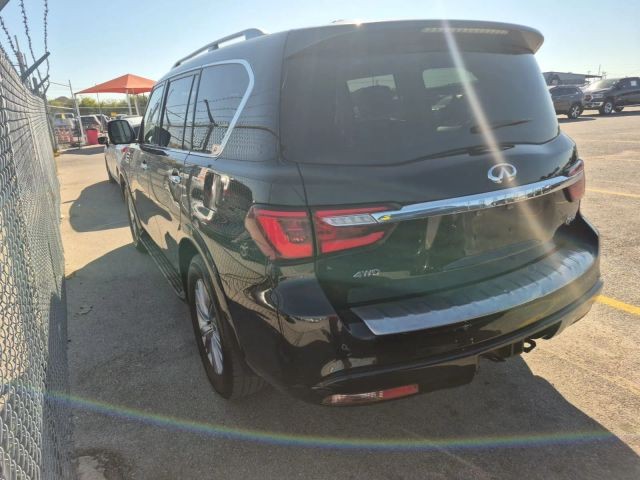 INFINITI QX80 Vehicle Full-screen Gallery Image 02