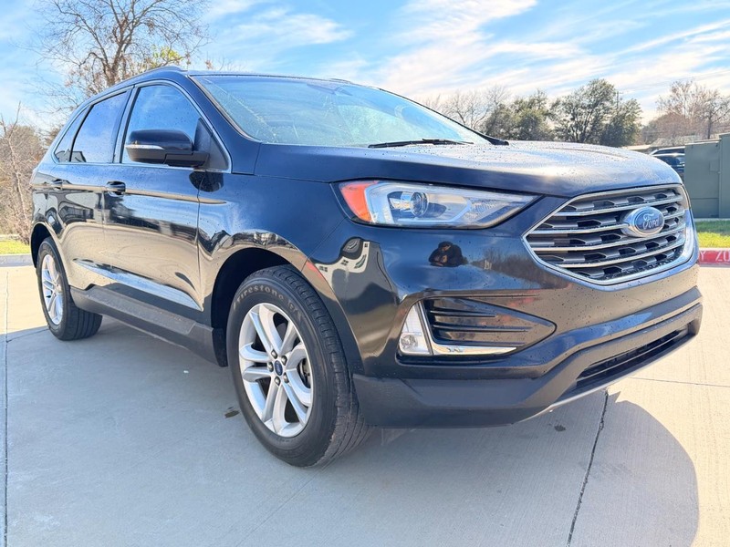 Ford Edge Vehicle Full-screen Gallery Image 08