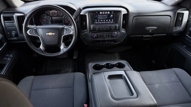 Chevrolet Silverado Vehicle Full-screen Gallery Image 08