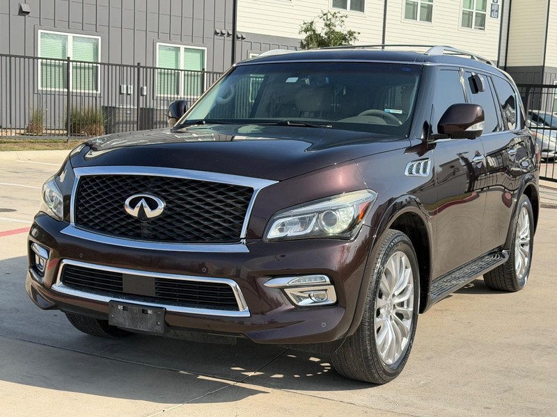 INFINITI QX80 Vehicle Full-screen Gallery Image 02