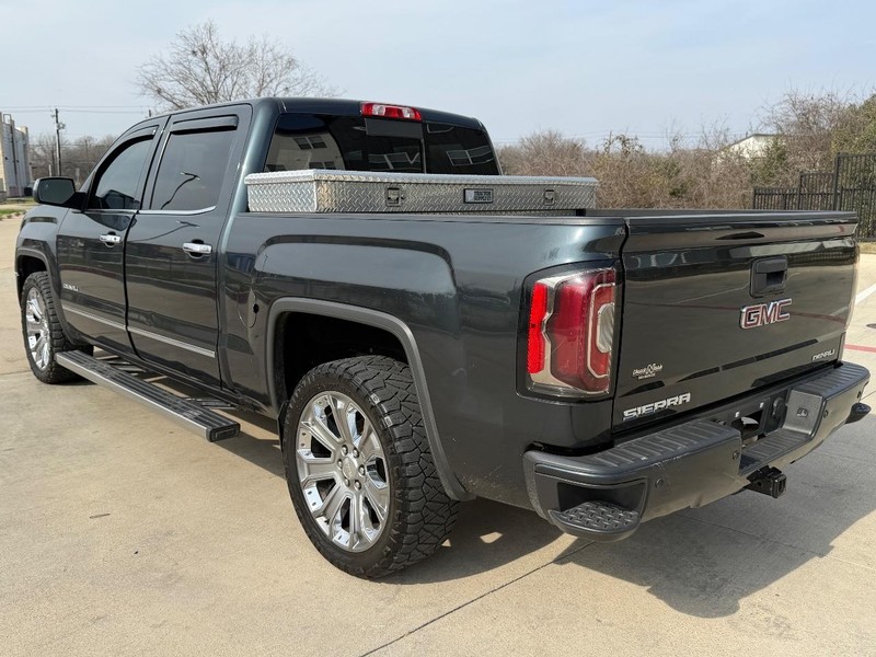 GMC Sierra 1500 Vehicle Full-screen Gallery Image 04
