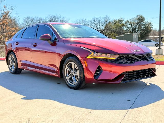 Kia K5 Vehicle Full-screen Gallery Image 08