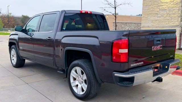 GMC Sierra 1500 Vehicle Full-screen Gallery Image 03