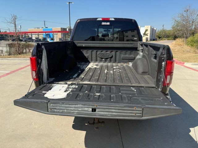 Ford F-150 Vehicle Full-screen Gallery Image 20