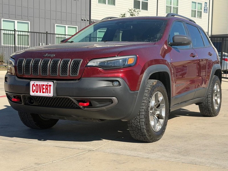 Jeep Cherokee Vehicle Full-screen Gallery Image 02